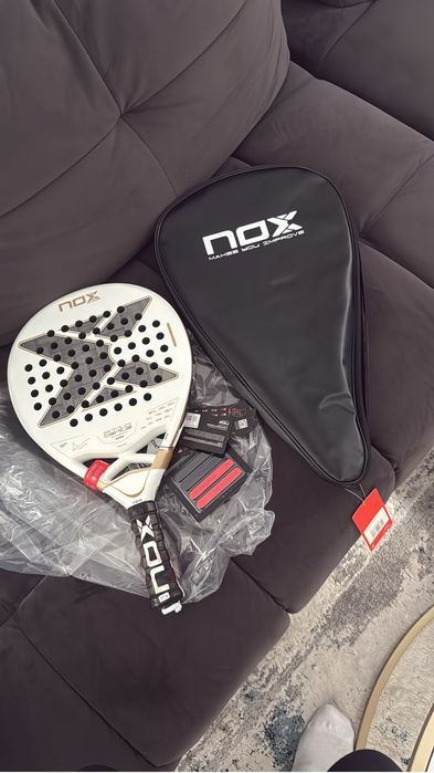 Racheta padel NOX AT10 Genius 12K Alum Xtrem 2026