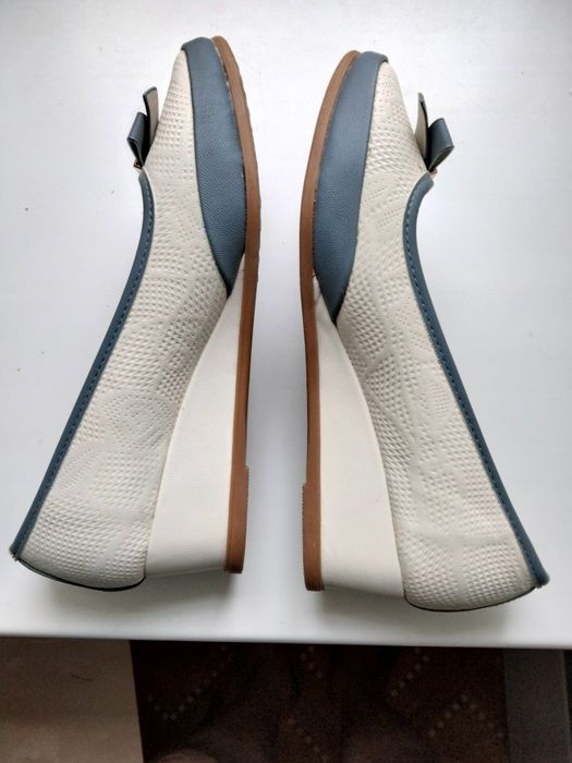 Женская обувь туфли