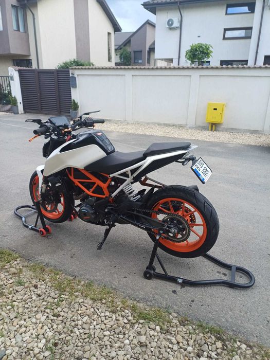 KTM Duke 390 2019 Akrapovic