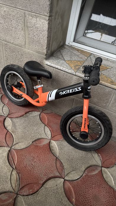 Беговел детский.