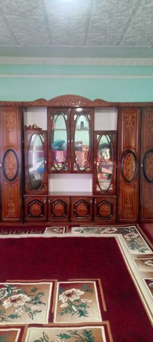 Stenka mehmonxona mebeli