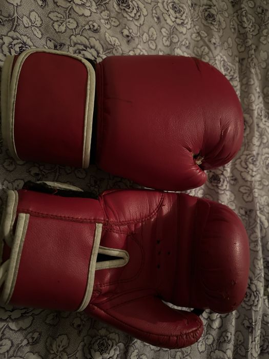 Vand manusi box 10-12 oz