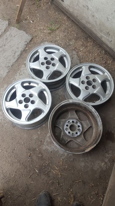 а/м Тойота  Калд. 1994 г/в,ДИСКИ. ,ещё есть дверь задняя,  И м