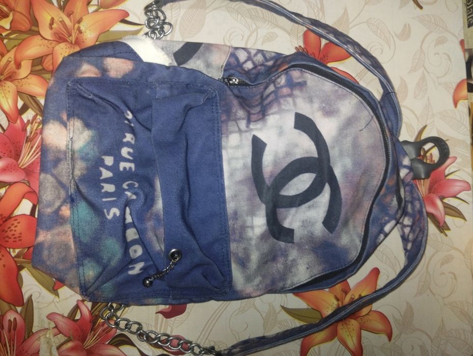 женские рюкзаки.