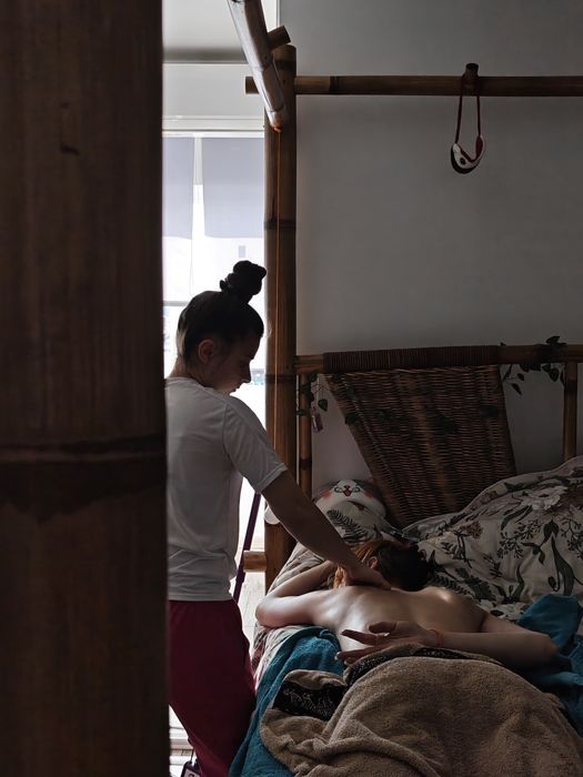 Masaj Terapeutic , Sportiv , fizioterapie la domiciliu - Bucuresti