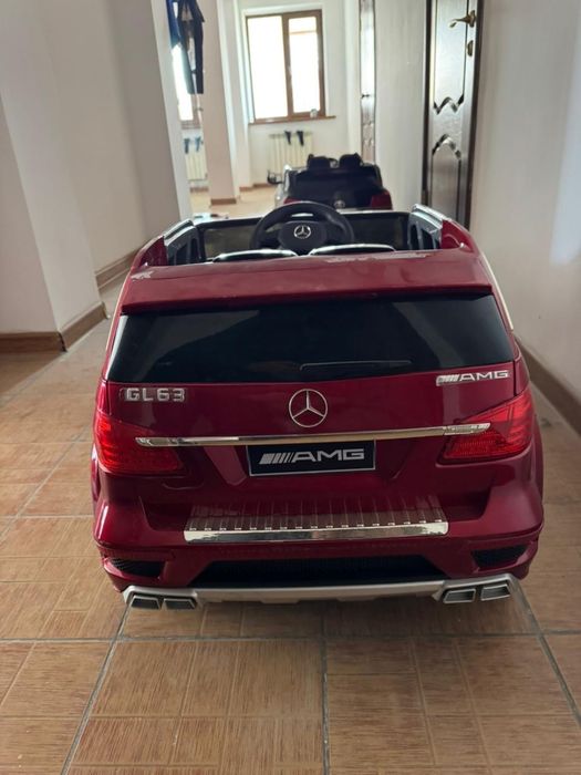 Продаю детский электромобиль