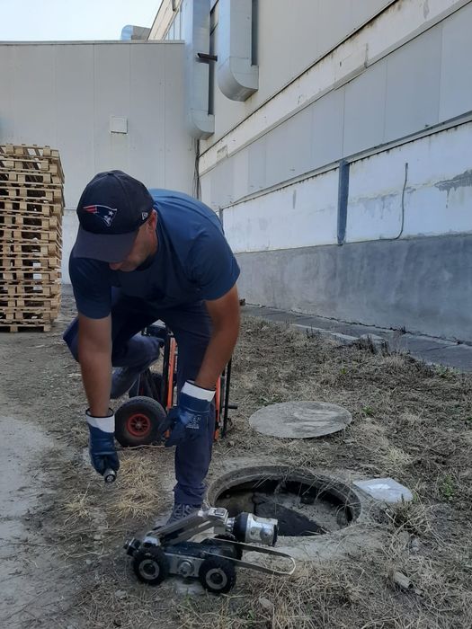 Desfundare canalizare-tevi-conducte,inspectie video-interventii rapide