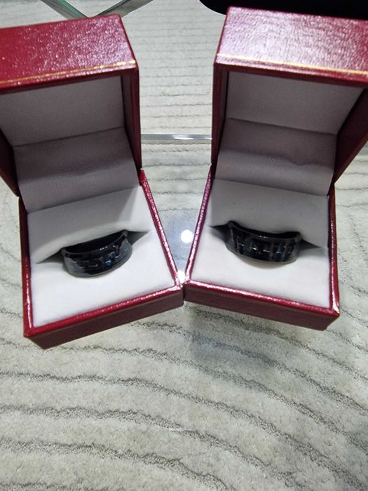 Set verighete cuplu din Tungsten Carbide & Carbon – design modern