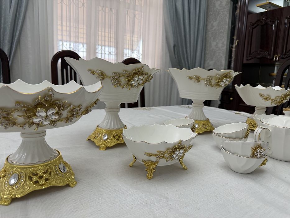Набор красивого сервиза