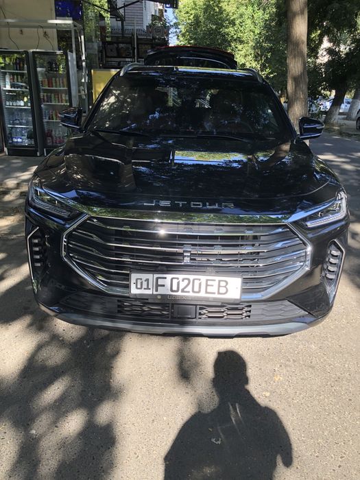 Продается автомобил Jetour x70plus фулл позиция.