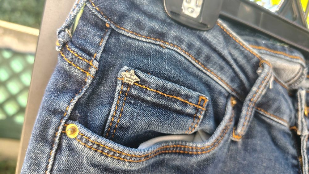 Blugi Collin's 703 Carla Slim straight M