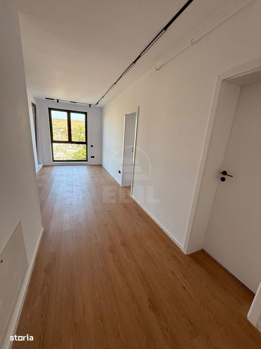 Spatiu birouri zona Eroilor
