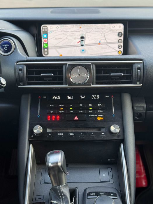 Lexus IS 300h Hibrid Automat 2018 · Sport Line · Alb Perlat · Full Op