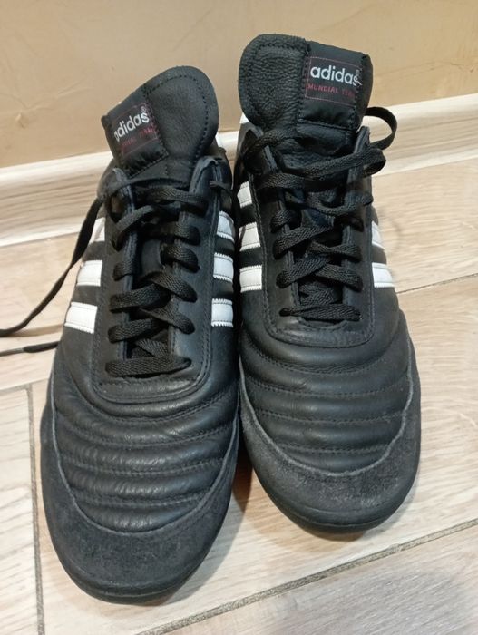 Стоножки Adidas Mundial