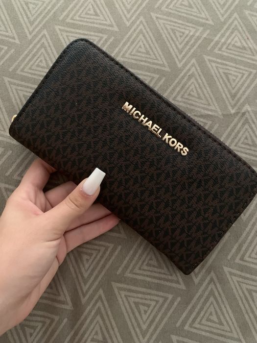 Portofel Michael Kors - OFERTĂ - 49 RON