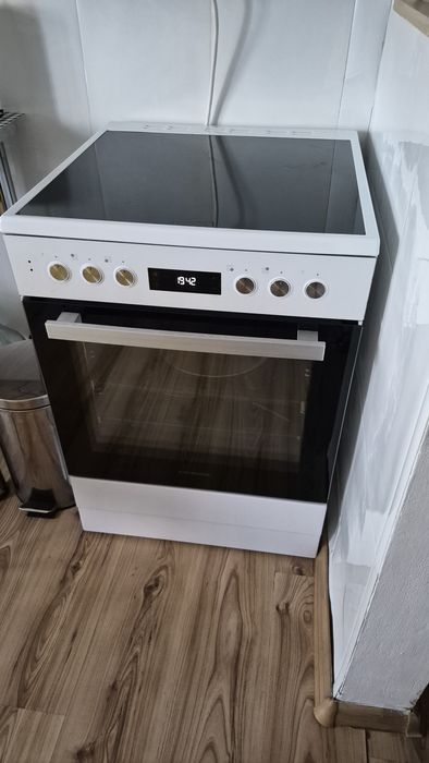 Aragaz  electric GRUNDIG