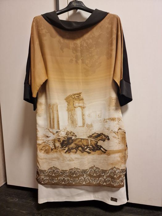 Официална рокля с къс ръкав