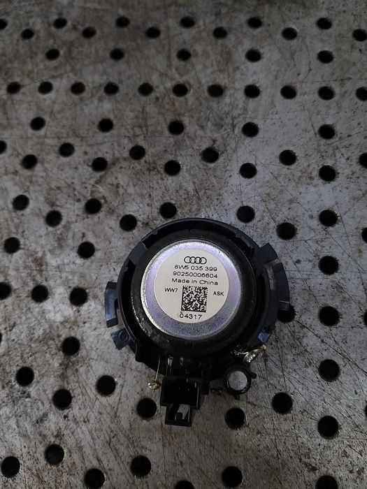 Boxa tweeter dreapta spate audi a4 b9 8w break 8w5035399