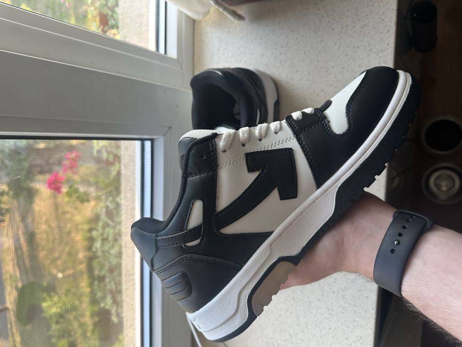 off white out of office 43 (trimit in tara fara avans plata olx)