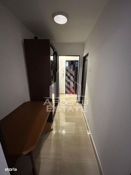 Apartament cu 3 camere de inchiriat, centrala proprie, Aradului