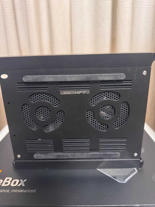 Мини настолен компютър CHUWI