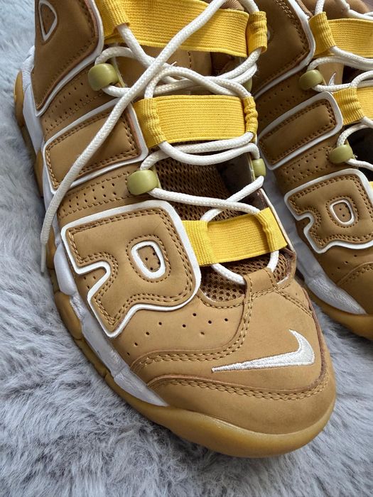 Nike uptempo camel/ gum brown