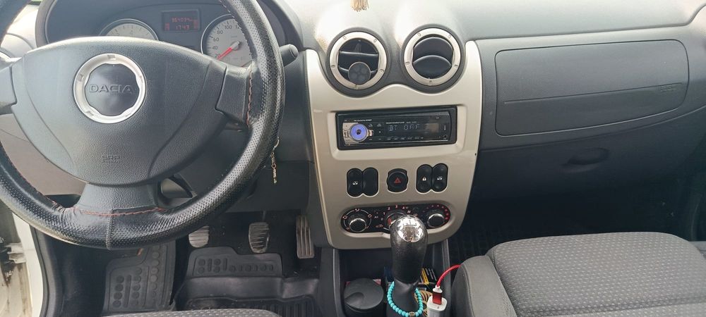 Dacia Logan 1.2 benzină+gpl