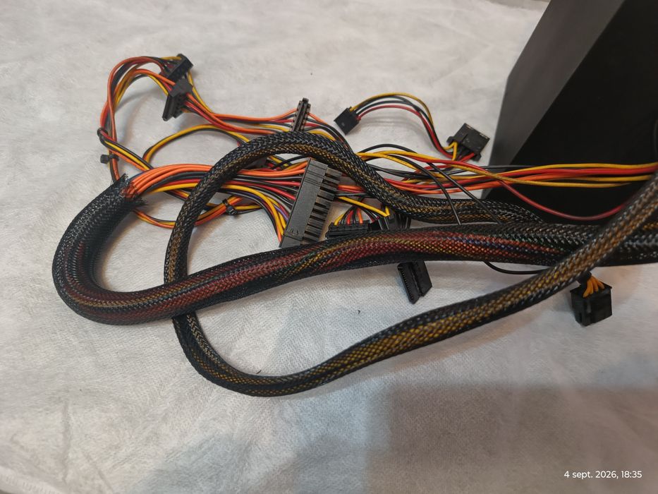Sursă PC Cooler Master B600 V2 - 600W | 80 PLUS Bronze | Ideală Gaming / Placă Video