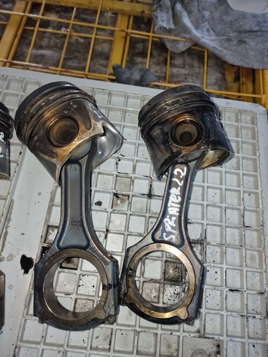 Piston / biela 2.2 euro 5 mercedes sprinter w906 c e cla glc
