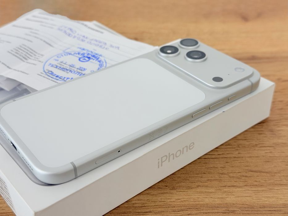 iPhone 17 Pro Max 41 зареждания ТЕХНОПОЛИС!!!