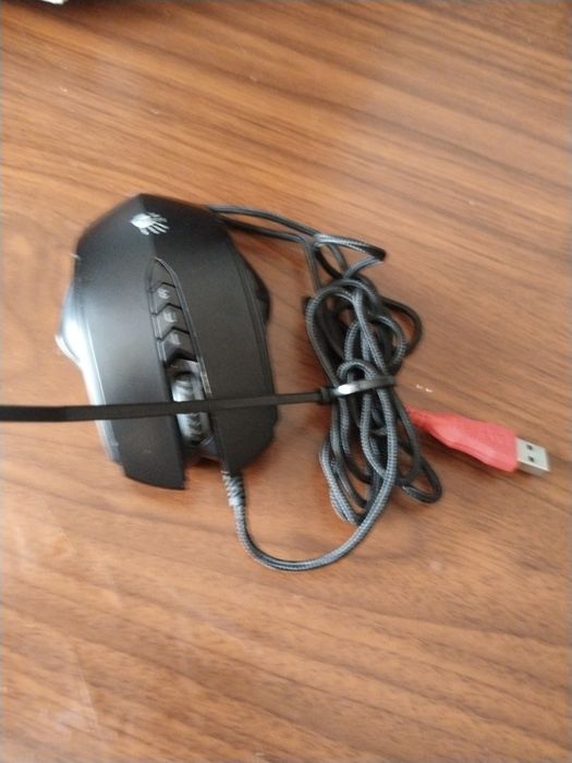 Компьютерная мышь Bloody V8M