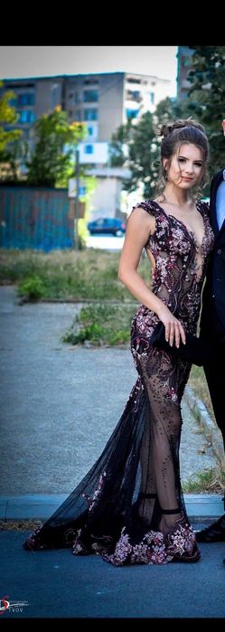 Бална рокля на дизайнер Стоян Радичев