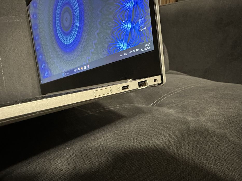 Ультрабук Samsung / IPS Full HD / До 14ч работы / Type-C / Win 11