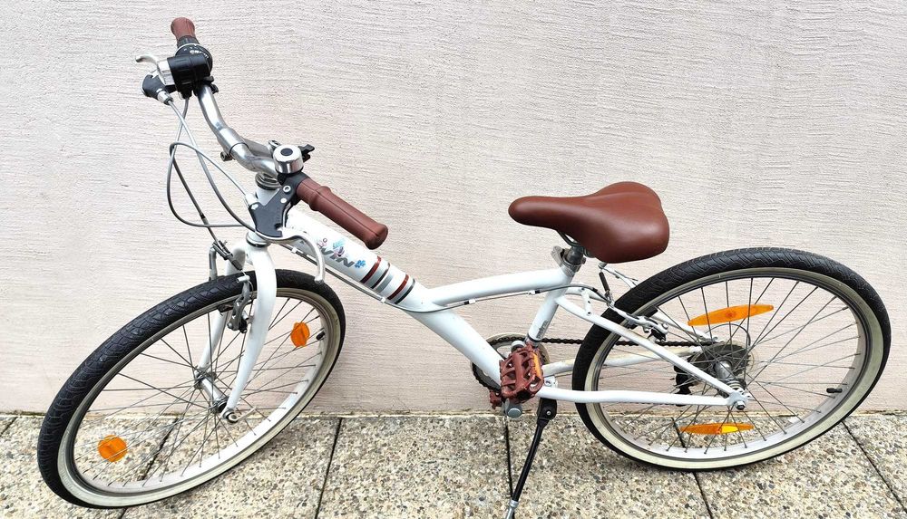 Vand bicicleta - marca B TWIN marimea 22"