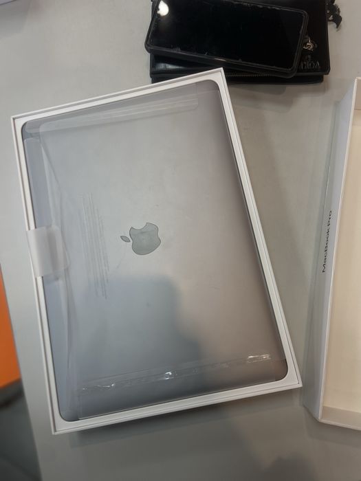 Macbook pro 2019 touchbar