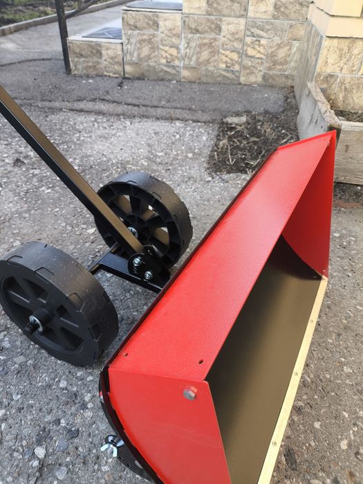 Бульдозер , для чистки снега