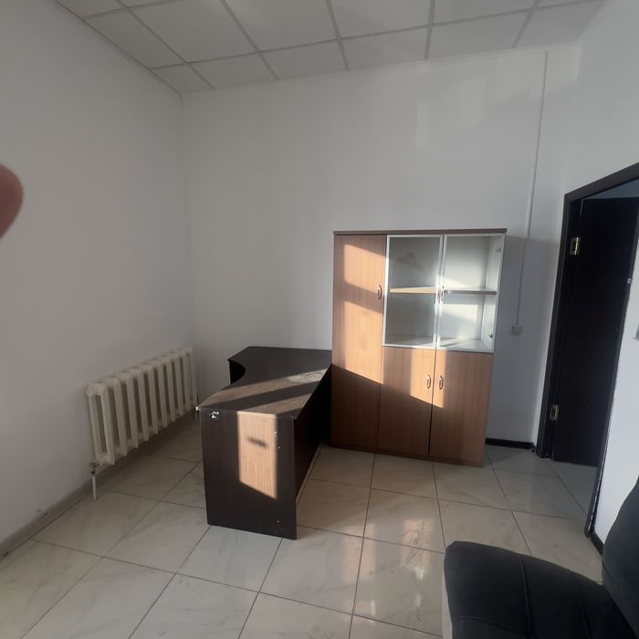 Продам офисный мебель