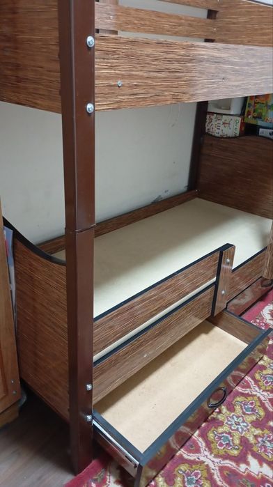 Детская двухспальная кровать