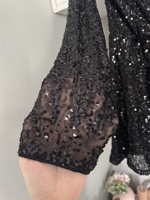 Официална къса рокля с черни пайети лъскава ABOUT YOU