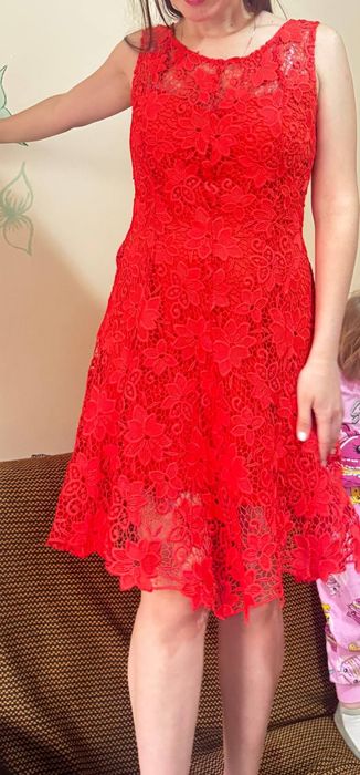 Брендовые платья в идеальном состоянии. Вечерние Платья и повседневны