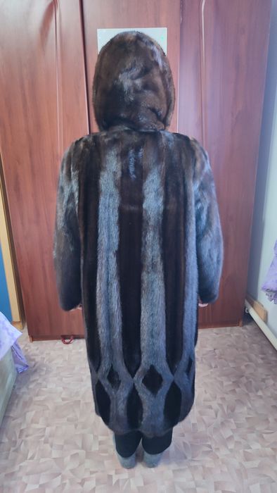 Женская норковая шуба
