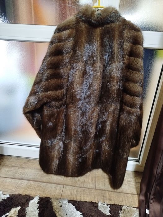 Haina de blană naturală