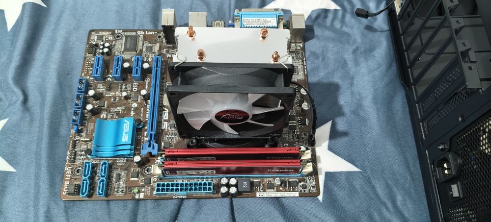 I7 2600 kit pl de baza , procesor și ram + video