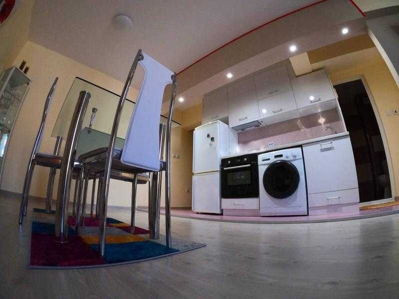 Дава се под наем Двустаен апартамент в Бургас, Меден рудник - зона А - 56 кв.м за 331.5 € - Снимка #1