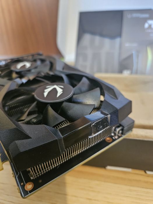 Gtx 1660 super Zotac cu FOLIE pe ea