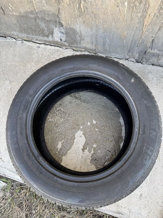 Шины летние продам срочно 285/50/20