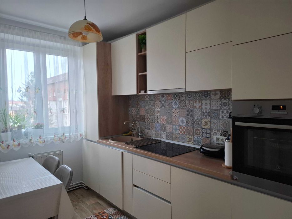 Apartament 3 camere Hipodrom I 63mp