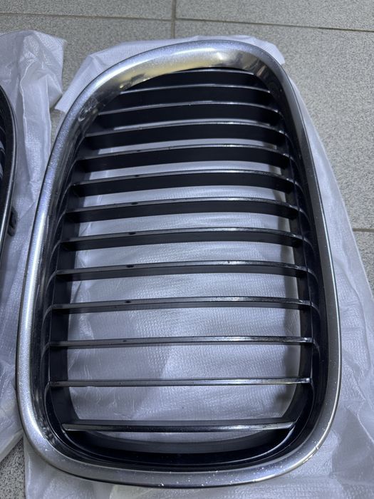 Решетки ноздри BMW F01
