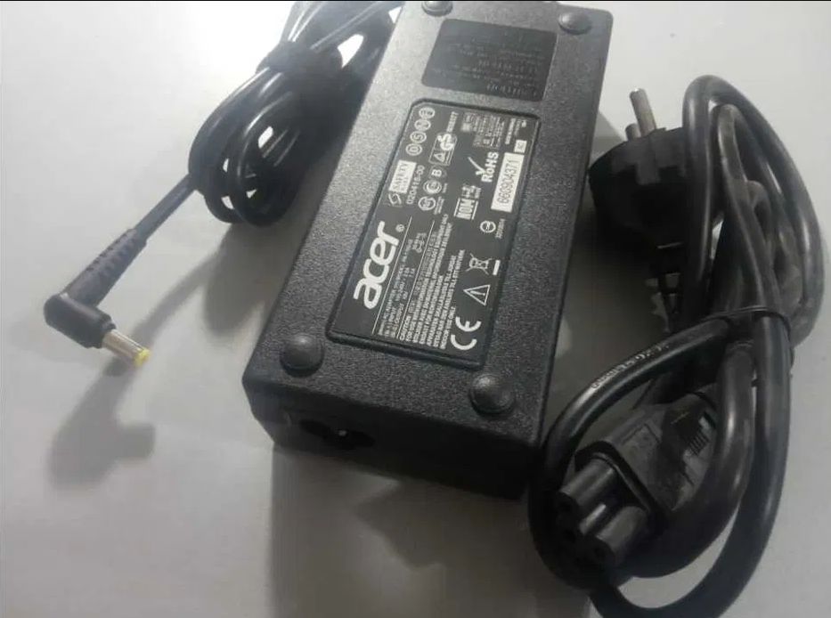 от ACER блок питания, зарядка на моно-блок или ноутбук .