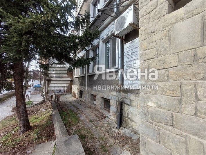 Продава се Тристаен апартамент в Велико Търново, Център - 111 кв.м за 1361 €/кв.м - Снимка #2